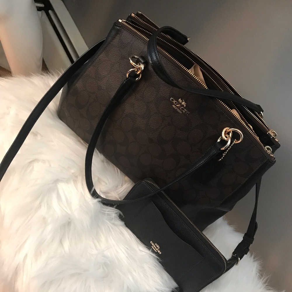 Coach Shoulder Bag & Wallet